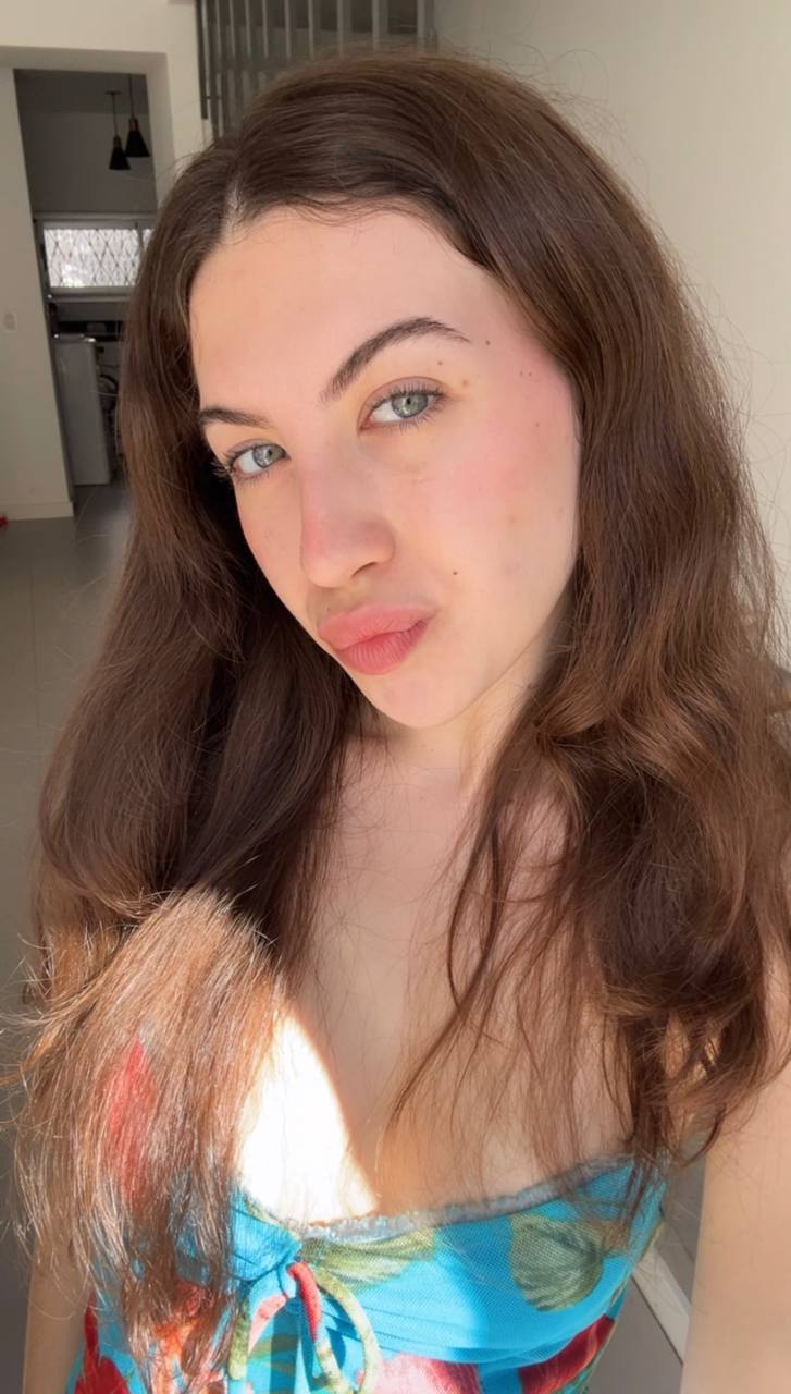 Nude girl Amber in Astana