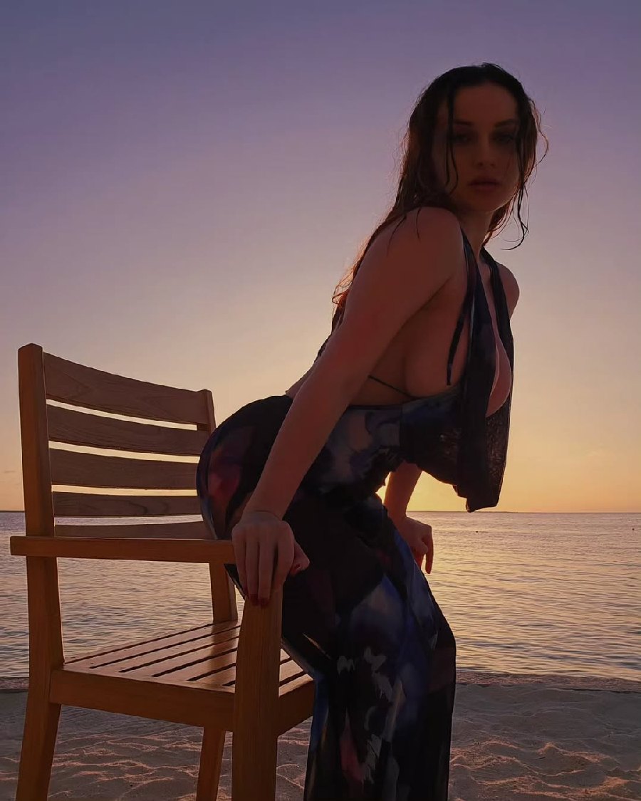 Sexy girl Miranda Faith nude in Astana