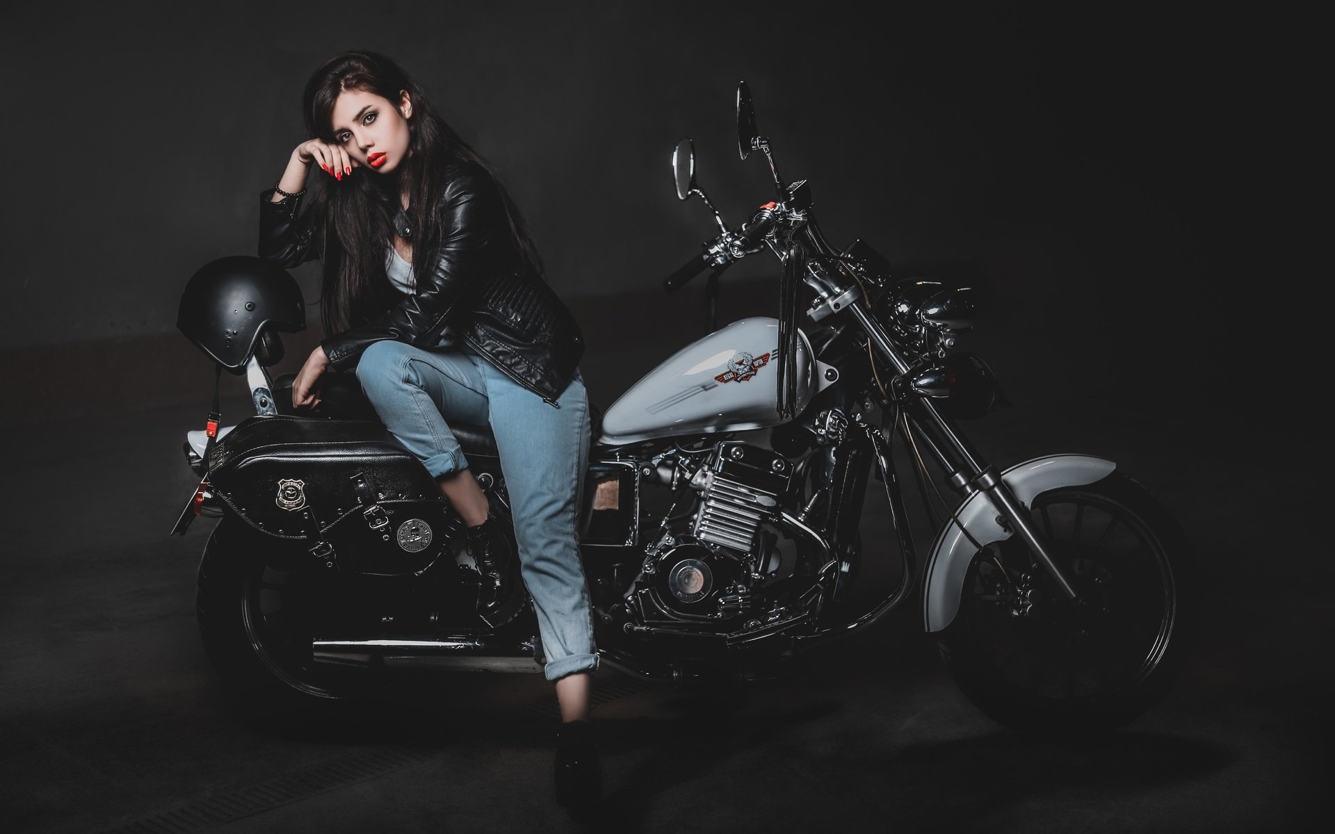 Biker girls: style and drive in Astana