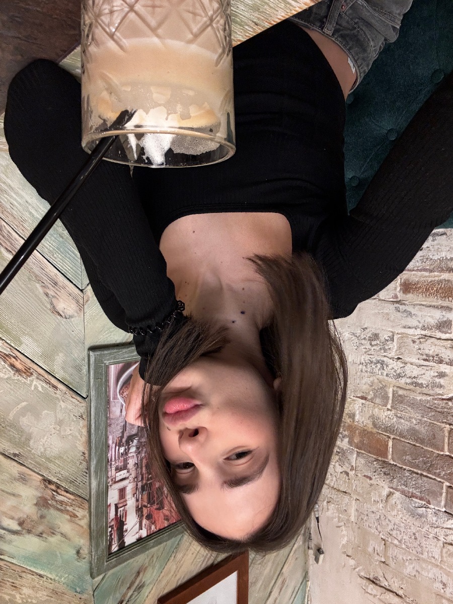 Fresh photos, fresh mood — Tina online in Astana